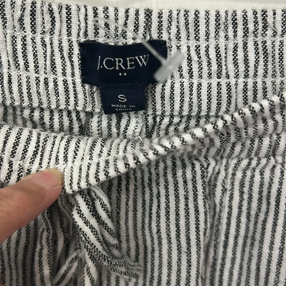 J. Crew Black and White Striped elastic High Waist Shorts size small